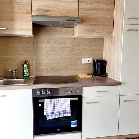 Donaufelder City Apartment Виена Екстериор снимка